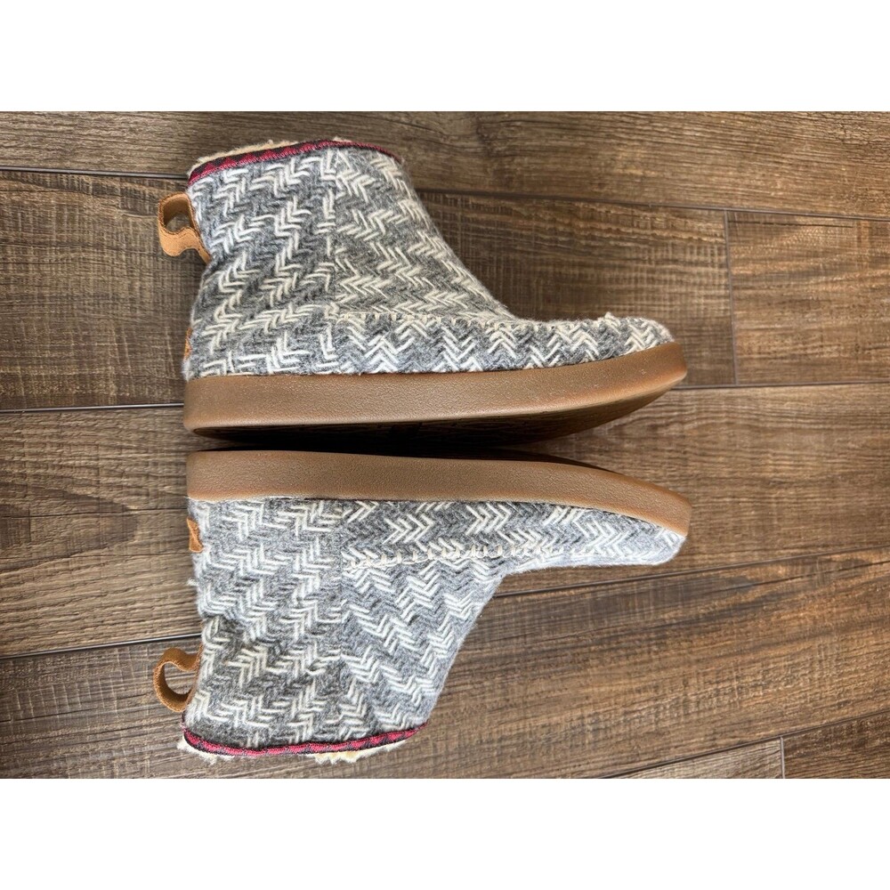 Women’s Sanuk Nice Bootah Ankle Boots Sz. 7.5 Grey Arrowooly - Picture 3 of 8